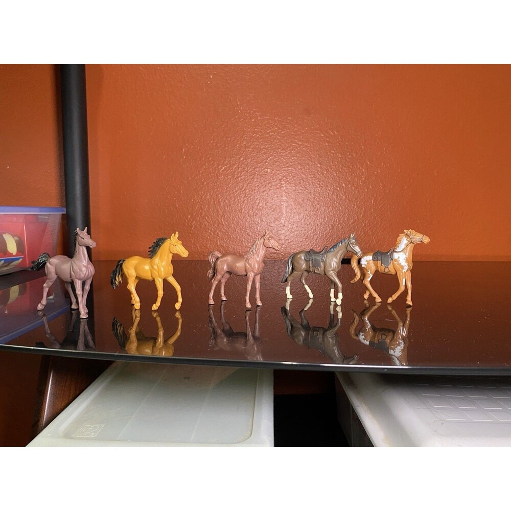 Vintage Popak New Ray Toys Mini Plastic Horse Figurines Lot of 5 Mixed Breeds